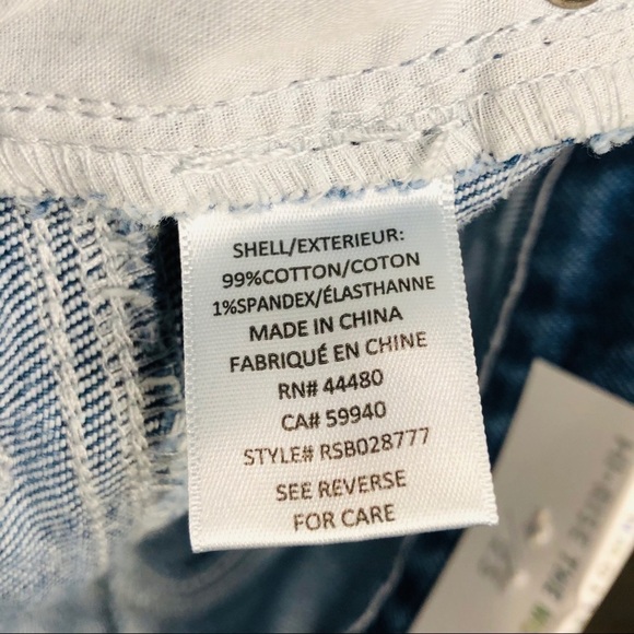 NWT Tinseltown Distressed High Rise The Mom Skinny Jeans Size 25 - Picture 12 of 12